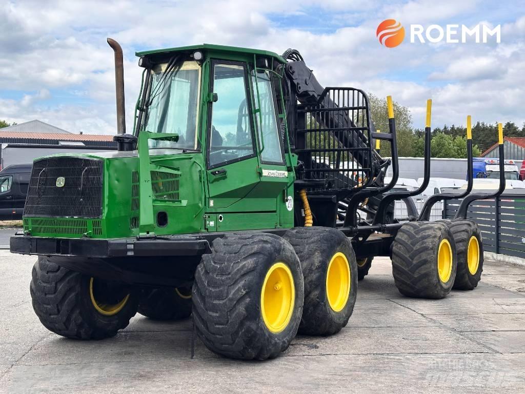 John Deere 1110 D Форвардери