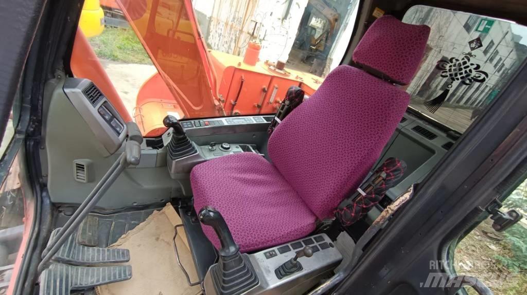 Doosan DX 75-9 C Гусеничні екскаватори