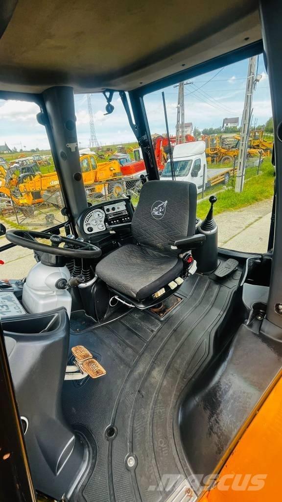 JCB 4 CX Екскаватори-навантажувачі