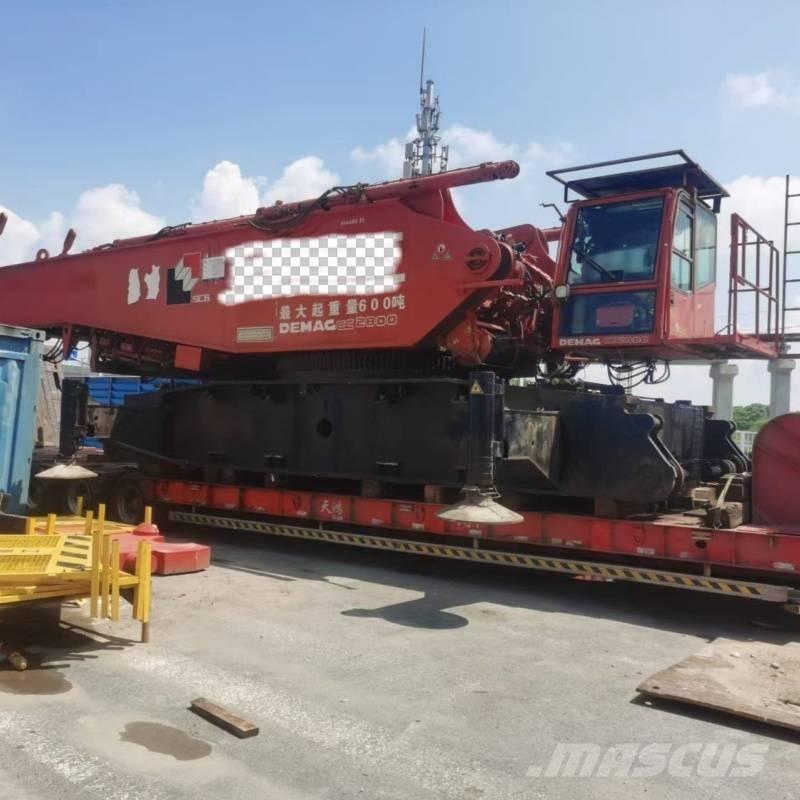 Demag CC 2800 Гусеничні крани