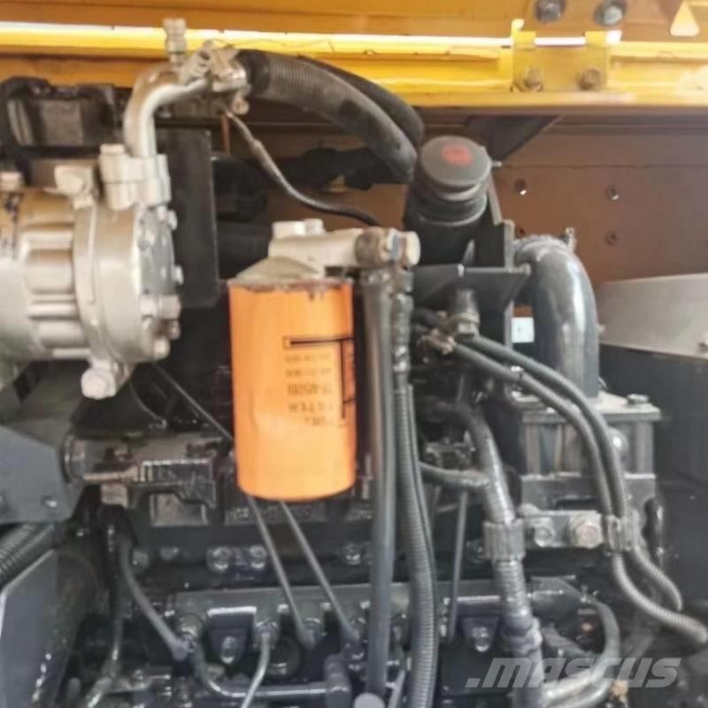 Komatsu PC 60 Гусеничні екскаватори