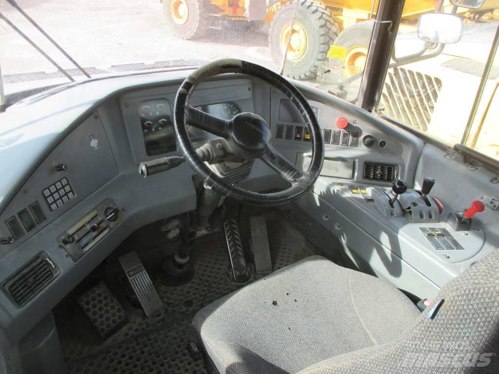 Volvo A 30 D Зчленовані самоскиди