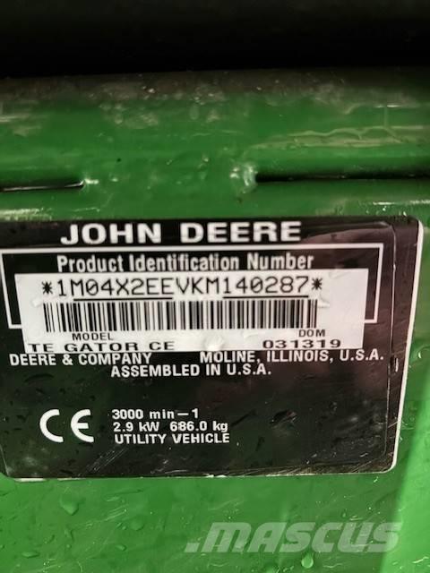 John Deere Gator TE Підсобні машини