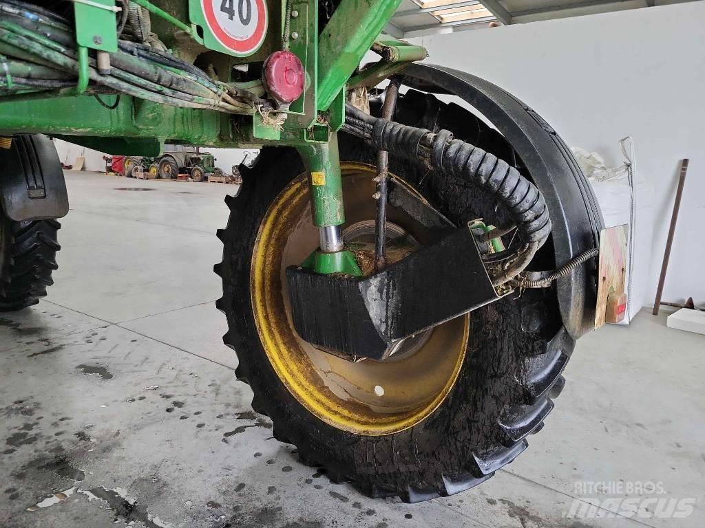 John Deere 4730 Самохідні обприскувачі