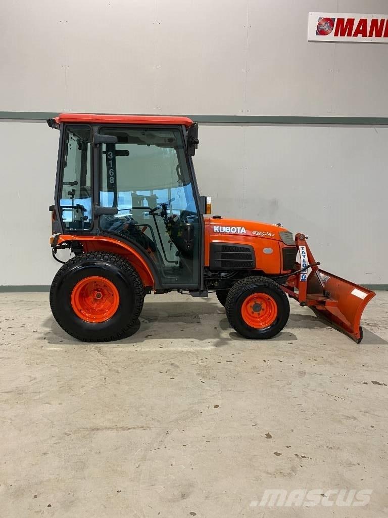 Kubota B2530 Трактори