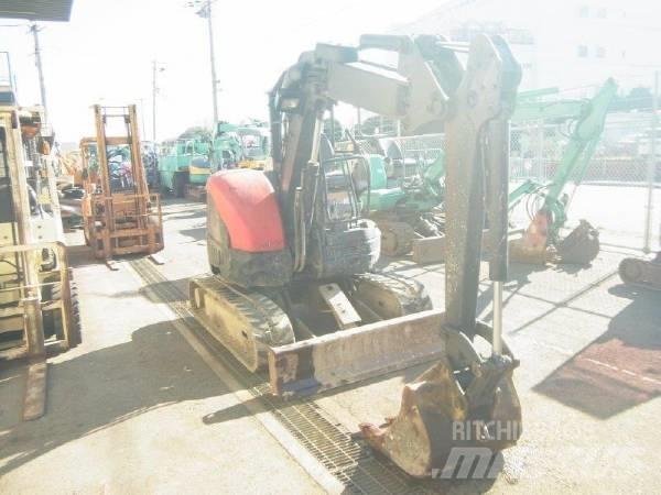 Komatsu PC30UU-3 Міні-екскаватори < 7т
