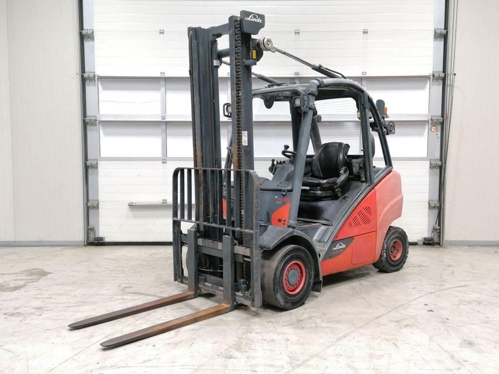 Linde H30D-02 Дизельні навантажувачі