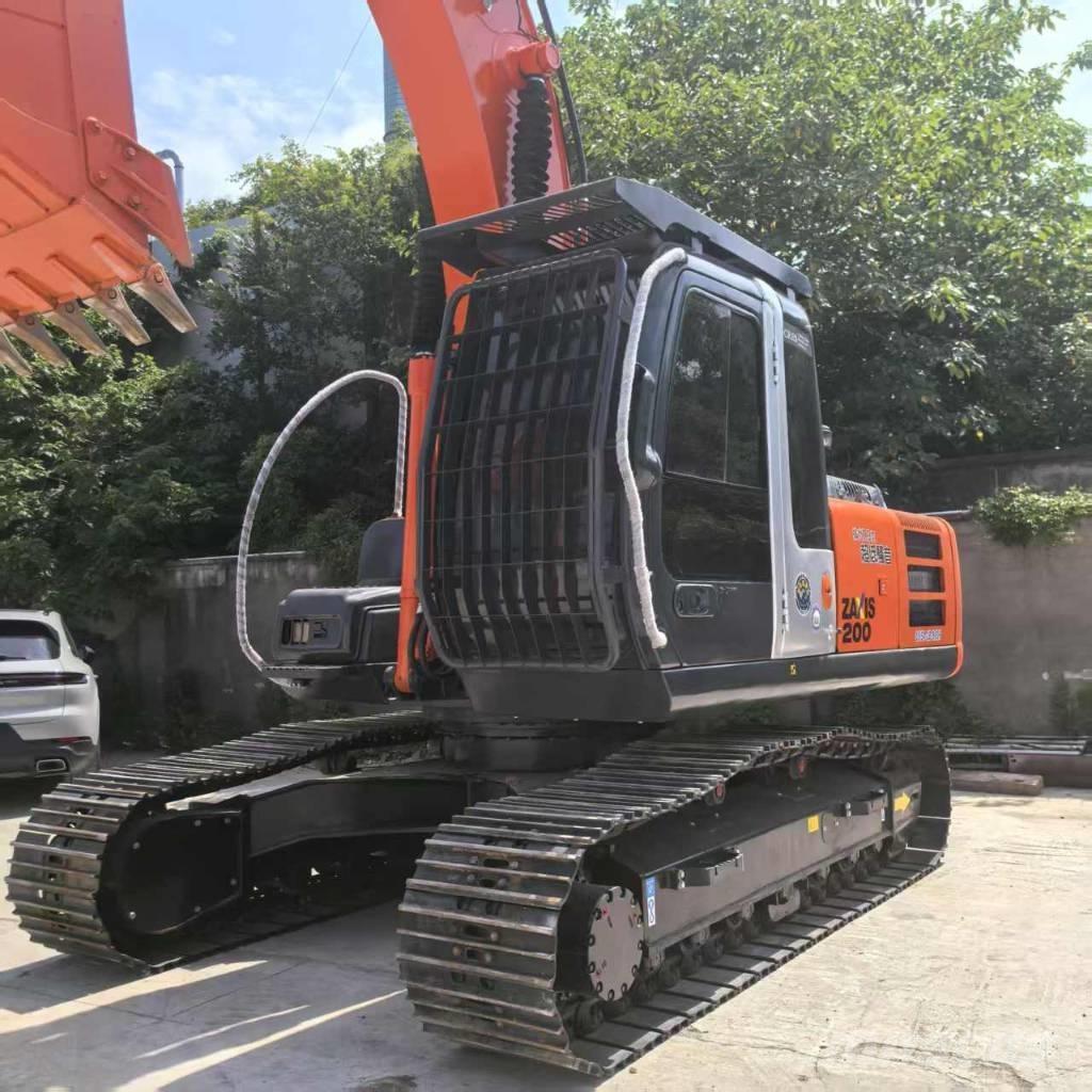 Hitachi ZX 200-3 G Гусеничні екскаватори