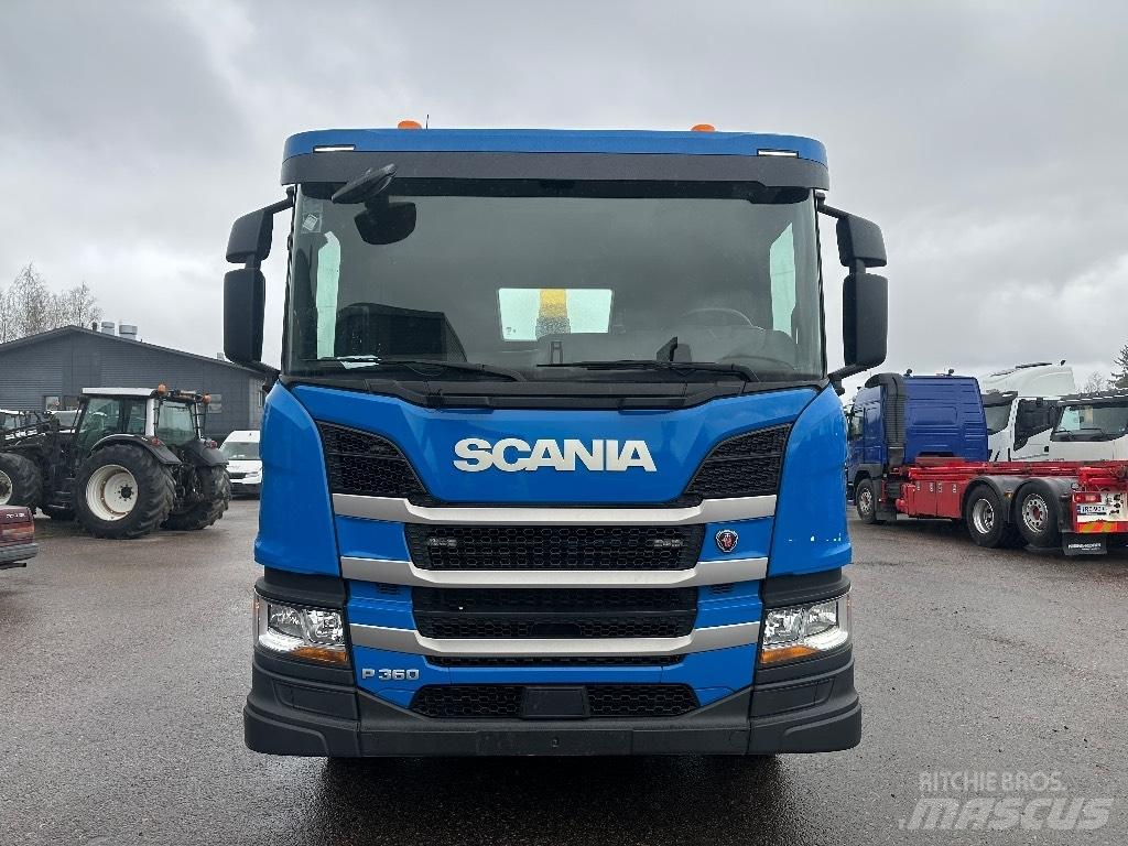 Scania P 360 Вантажівки з гаковим підйомом