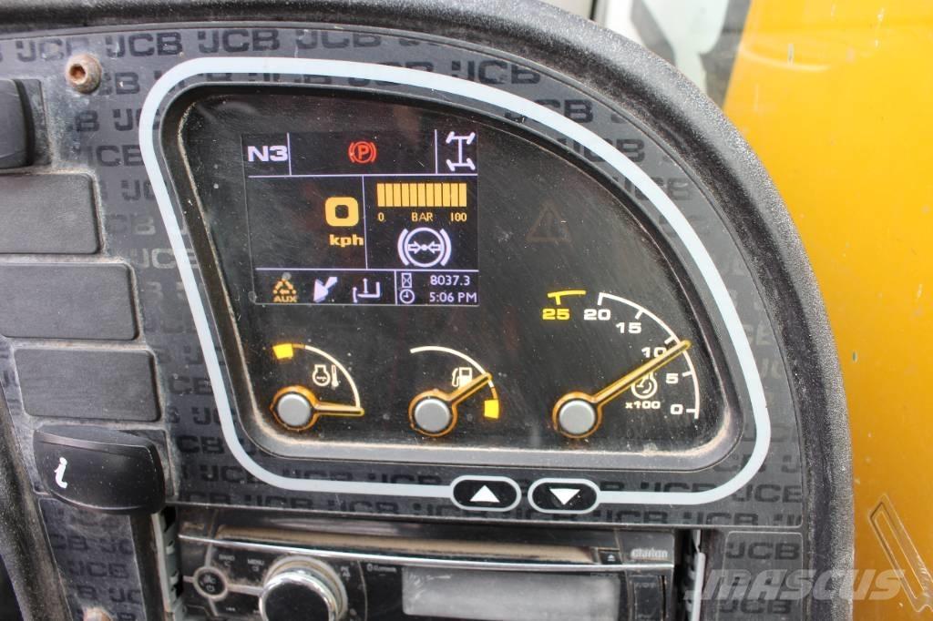 JCB 536-60 Agri-Plus Телескопічний навантажувач