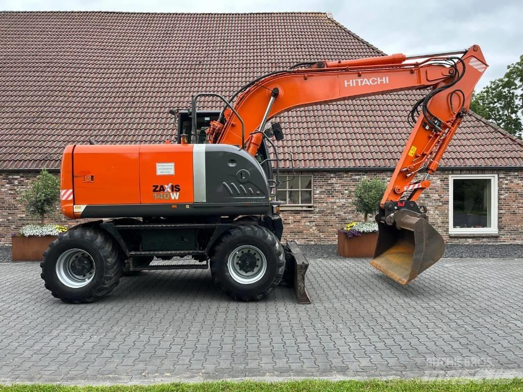 Hitachi ZX 140 W-3 Колісні екскаватори