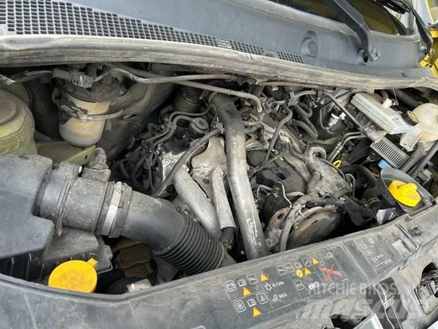 Renault DCI 165 Панельні фургони