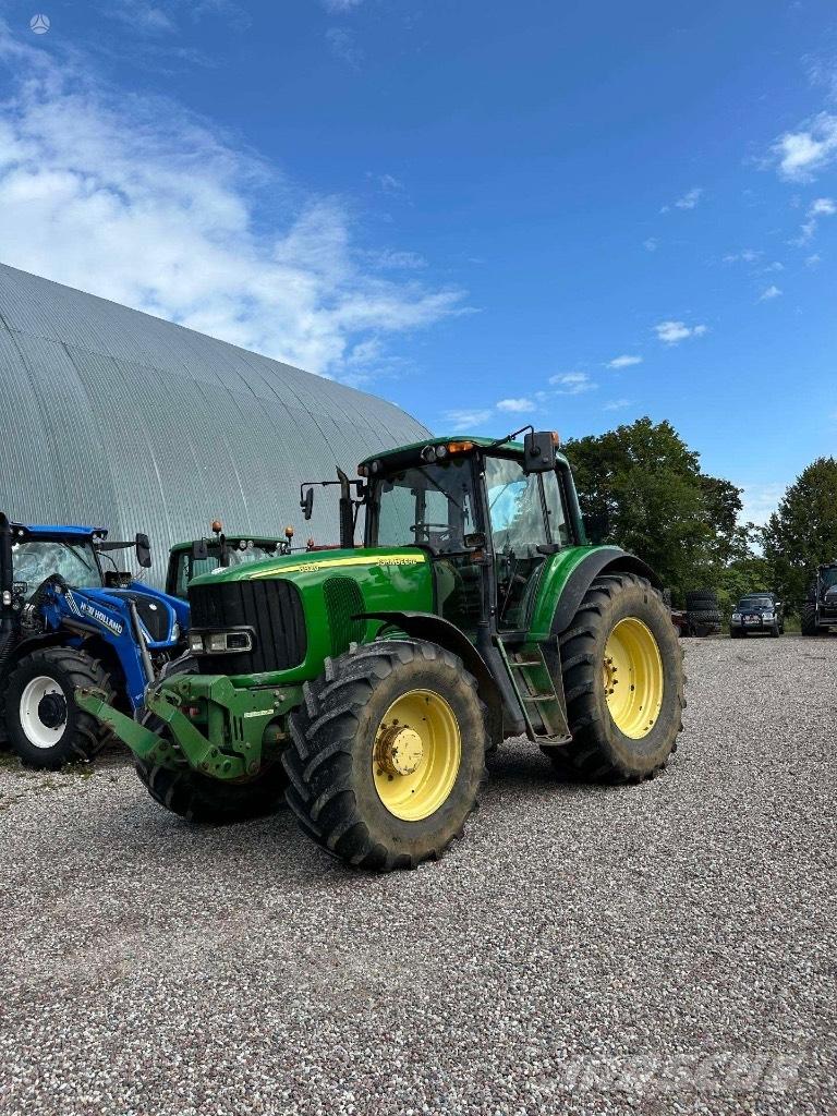John Deere 6820 AP Трактори