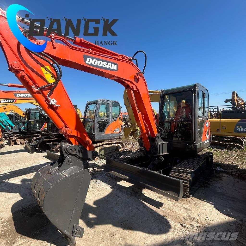 Doosan dx60 Гусеничні екскаватори