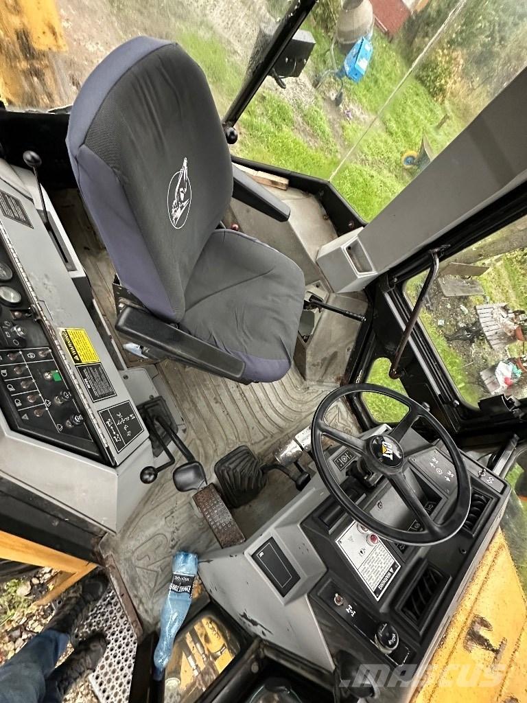 CAT 416B Екскаватори-навантажувачі