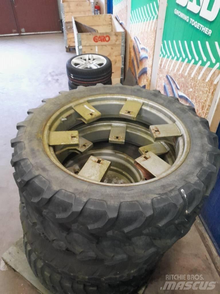 Michelin 9,5-32 Колеса