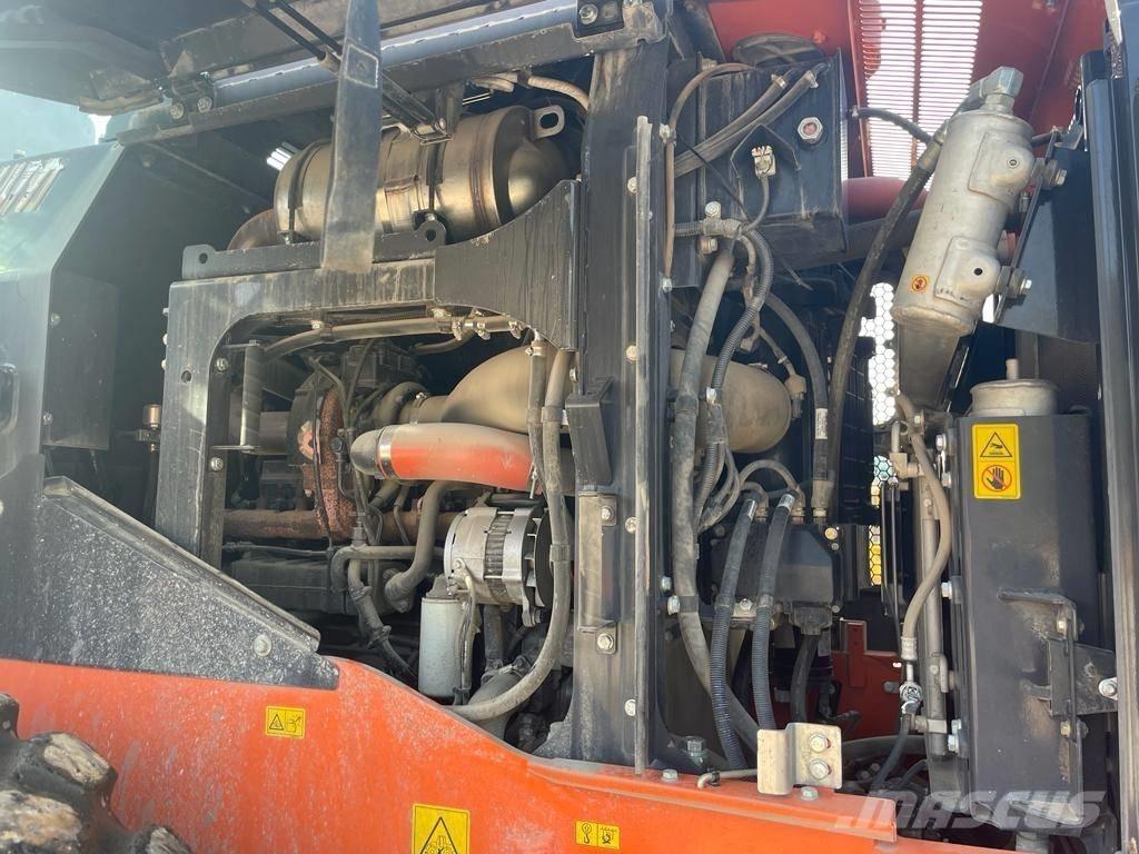 Hitachi ZW 250-6 Фронтальні навантажувачі