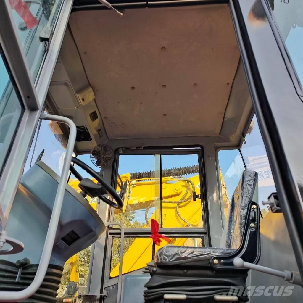 XCMG XS 143 J Грунтові котки