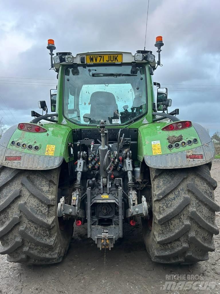 Fendt 724 Profi Plus Трактори