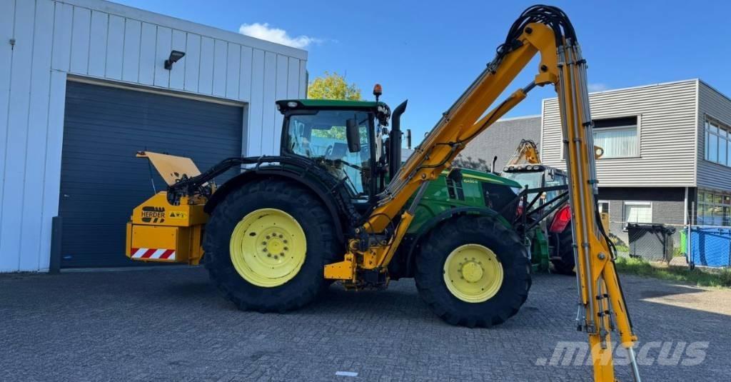 John Deere F 440 M Рулонні прес-підбирачі