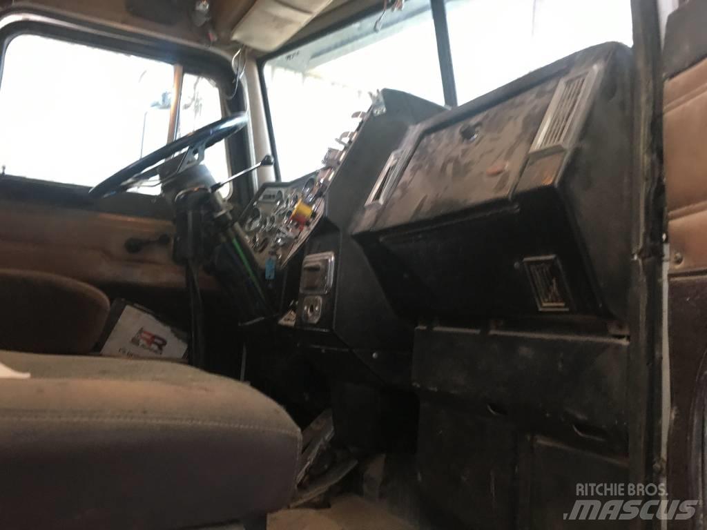 Peterbilt 378 Зварювальні трактори