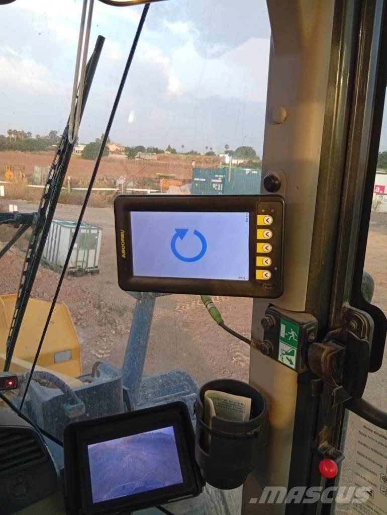 Komatsu WA 380-8 Фронтальні навантажувачі