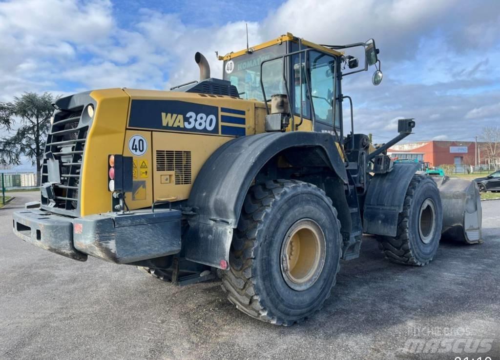 Komatsu WA 380-8 Фронтальні навантажувачі