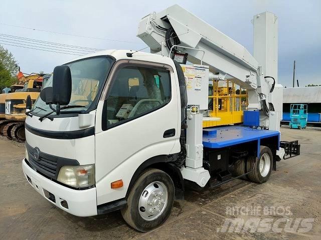 Tadano BT-110-1 Автовишки на базі вантажівки