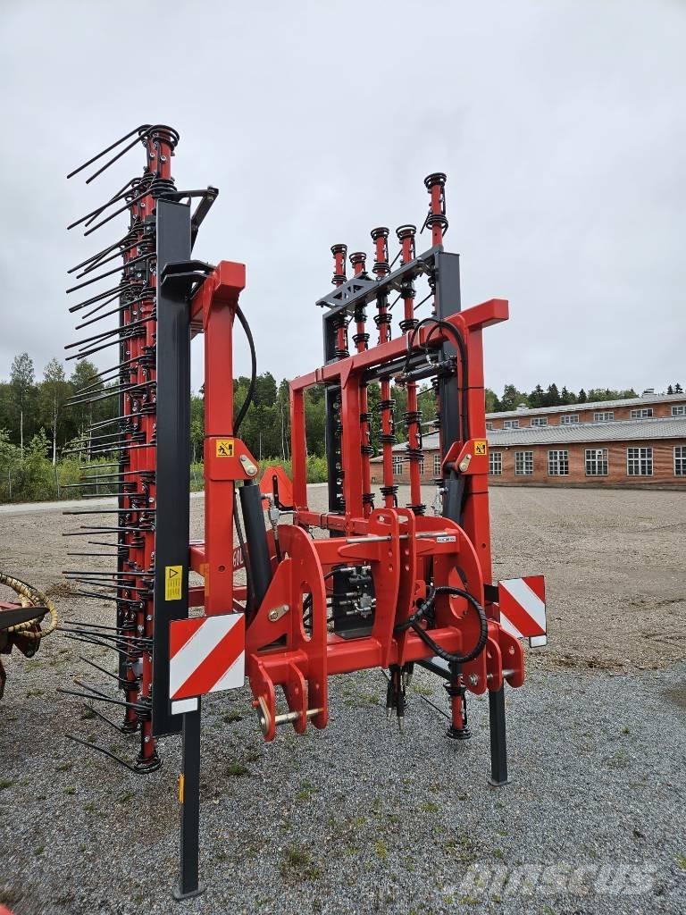 Tume Harrow s 660 L Борони