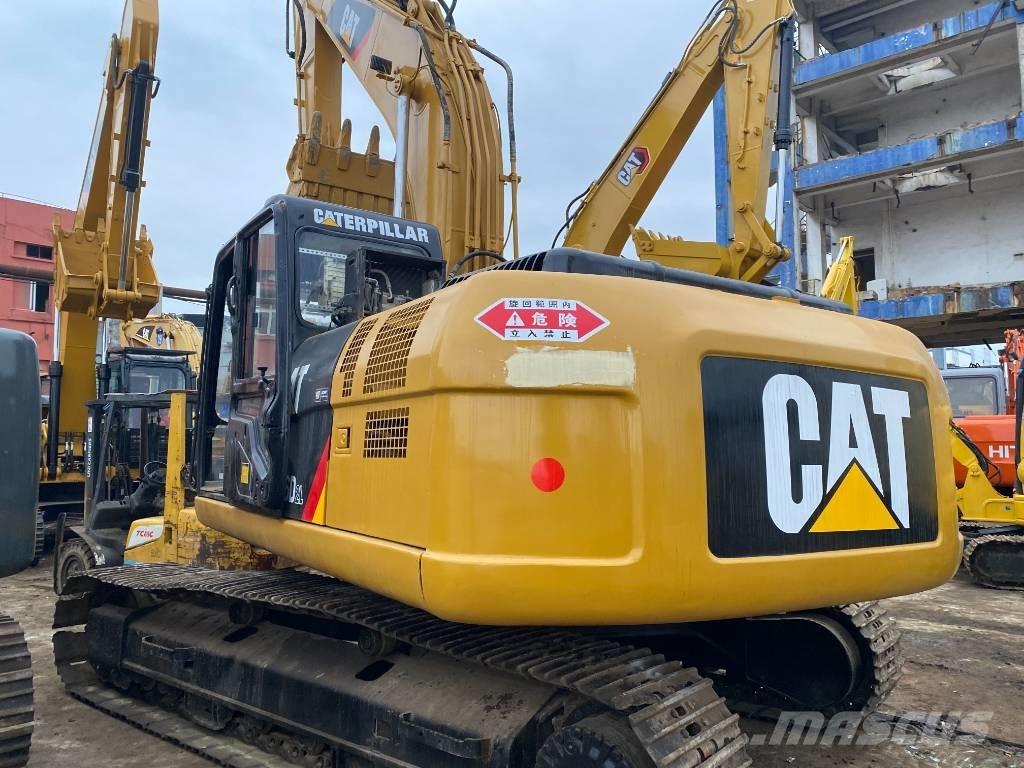 CAT 326D2L Гусеничні екскаватори