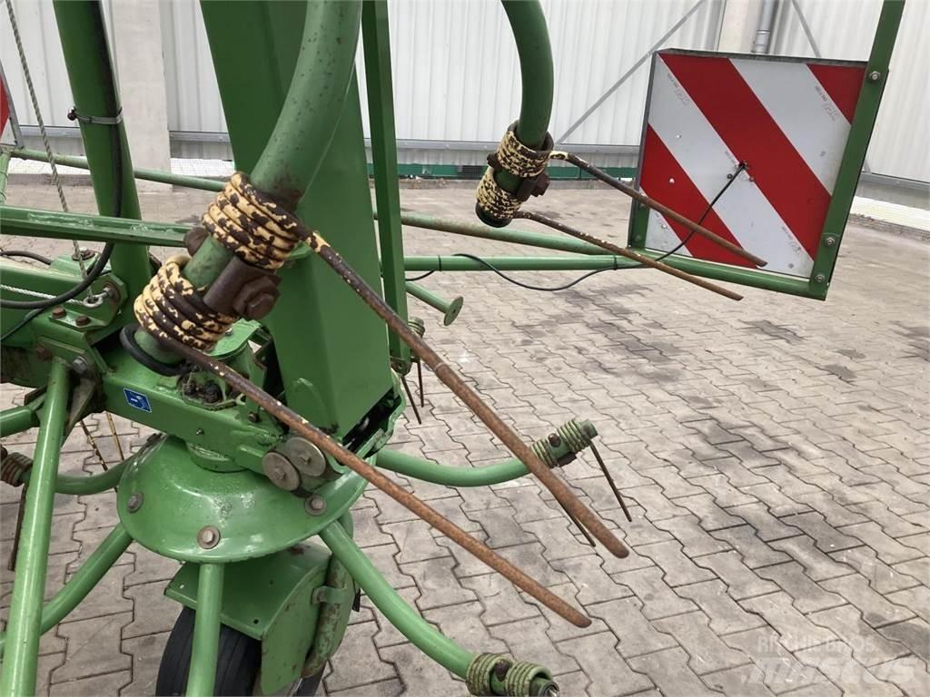 Krone KW7.70/6x7 Граблі і сінозворушувачі