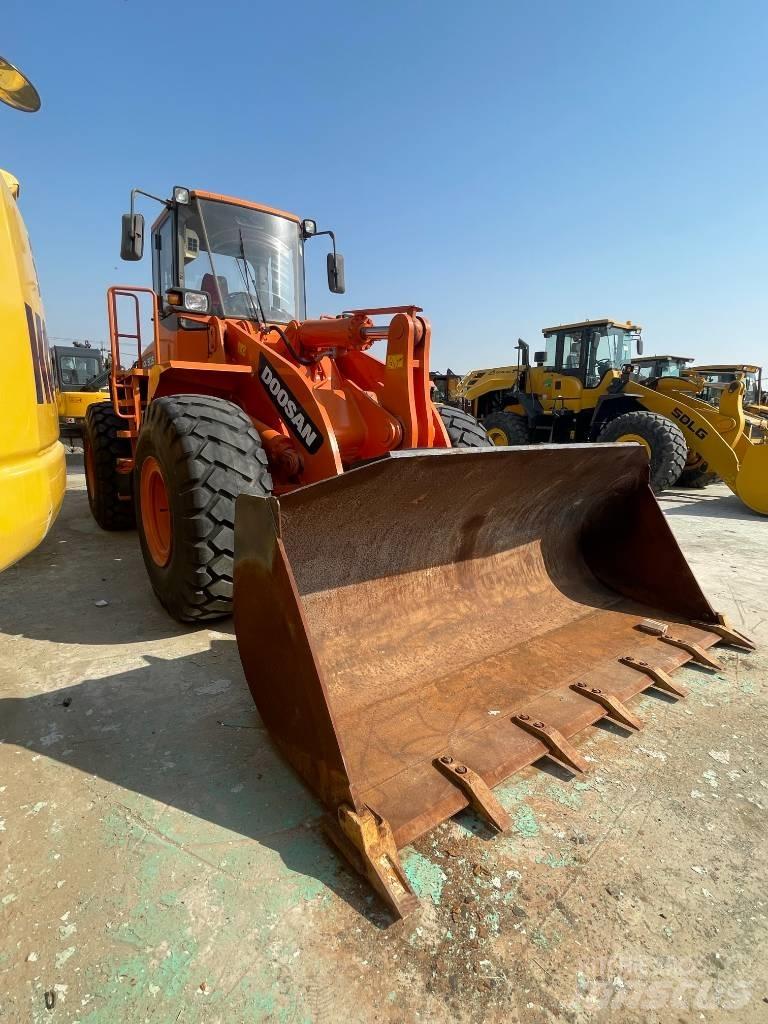 Doosan DL 505 Фронтальні навантажувачі