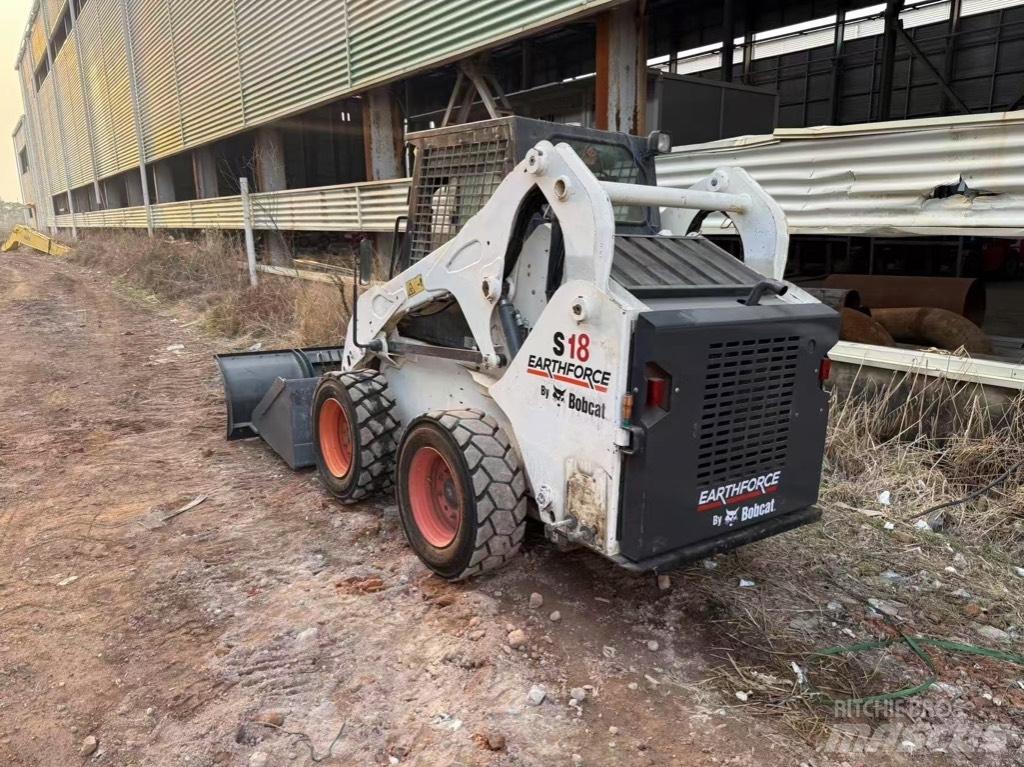 Bobcat S 18 Міні-навантажувачі