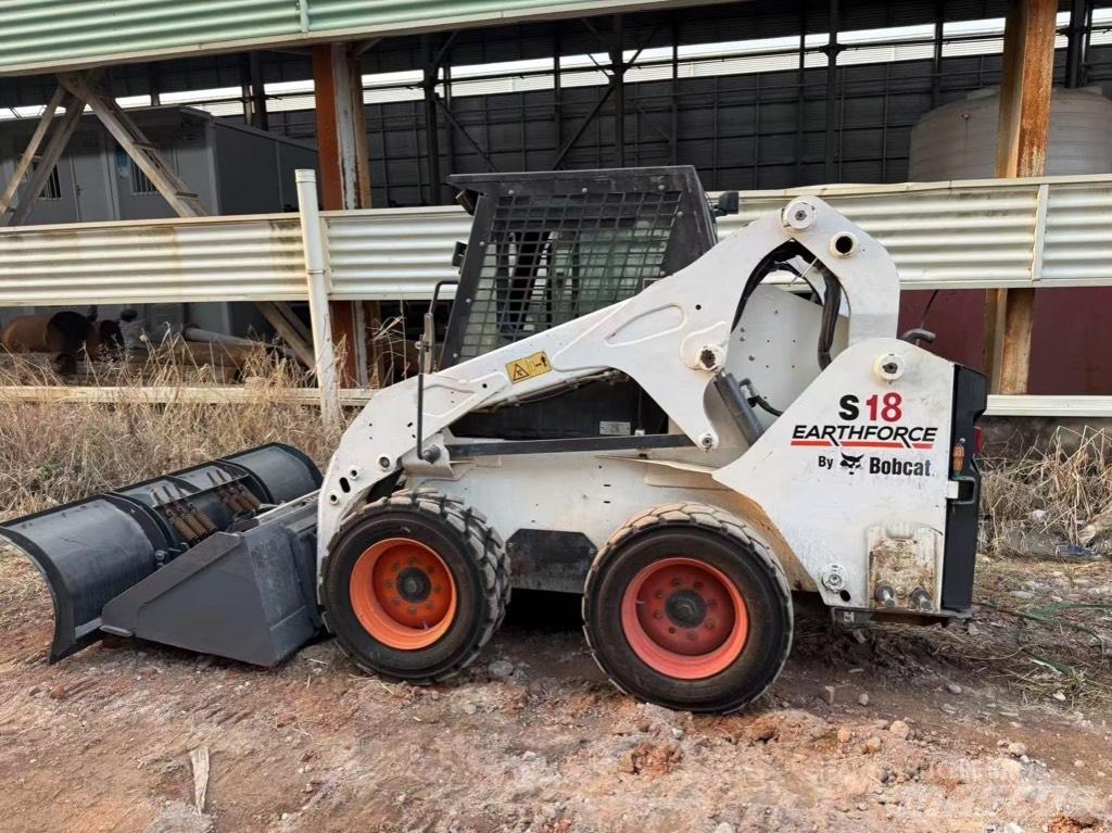 Bobcat S 18 Міні-навантажувачі