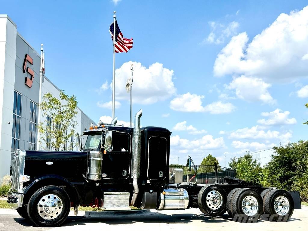 Peterbilt 389 Тягачі
