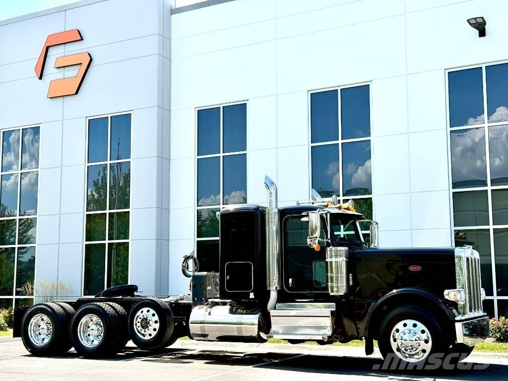 Peterbilt 389 Тягачі