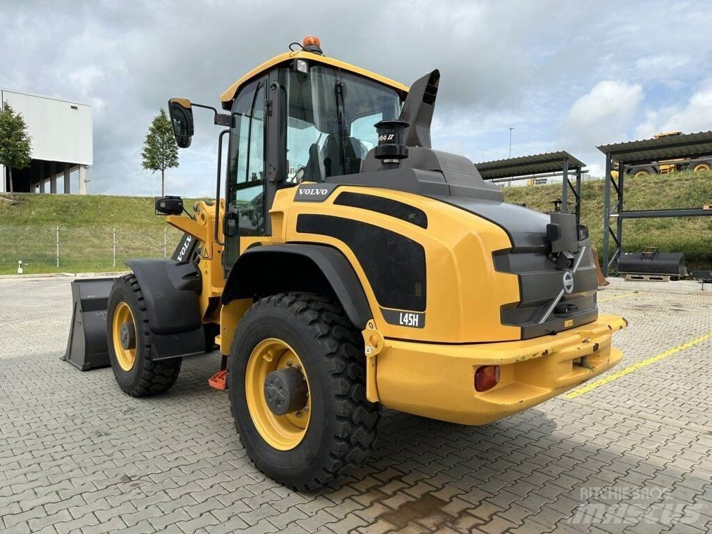 Volvo L45HS Фронтальні навантажувачі