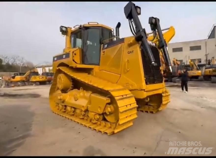 CAT D 8 T Гусеничні бульдозери