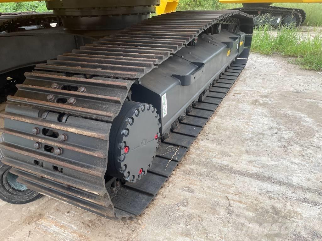 Komatsu PC 220 Гусеничні екскаватори
