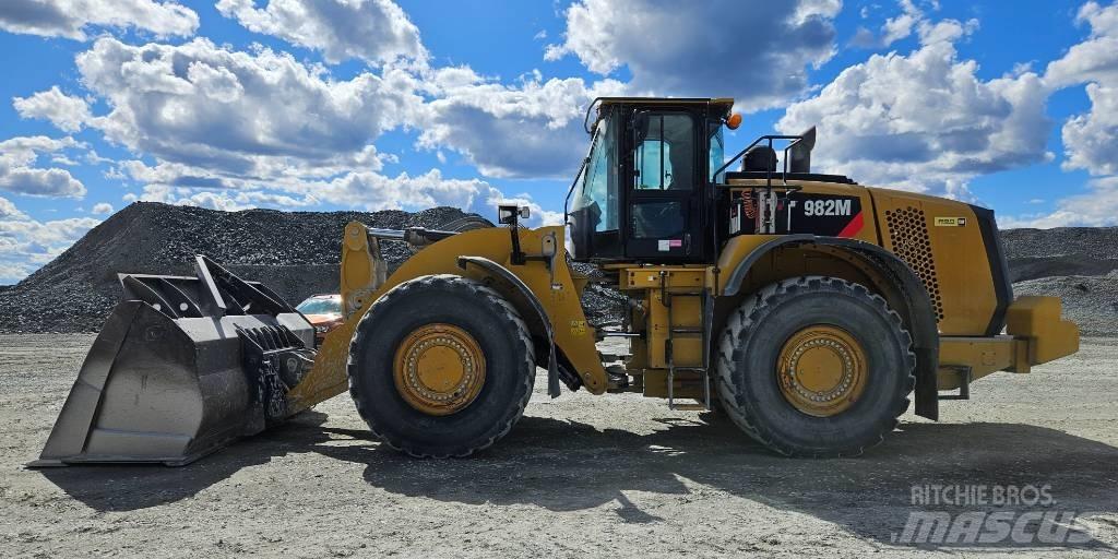 CAT 982 M Фронтальні навантажувачі