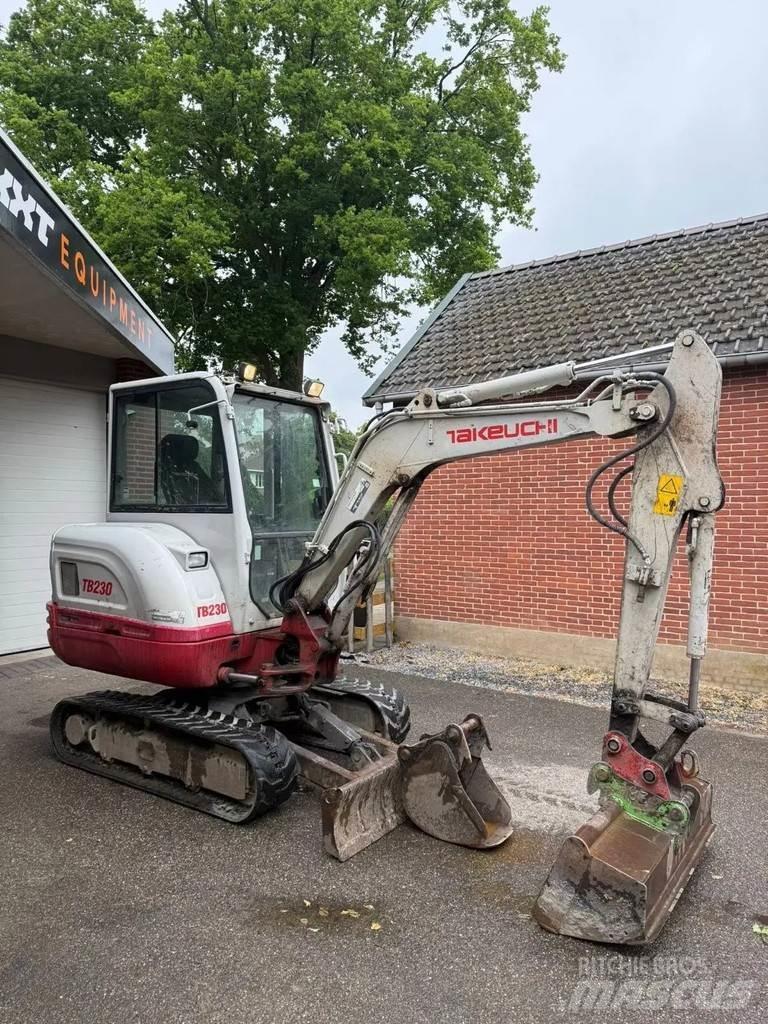 Takeuchi TB230 Міні-екскаватори < 7т