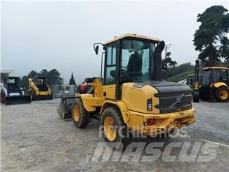 Volvo L 30 G Фронтальні навантажувачі
