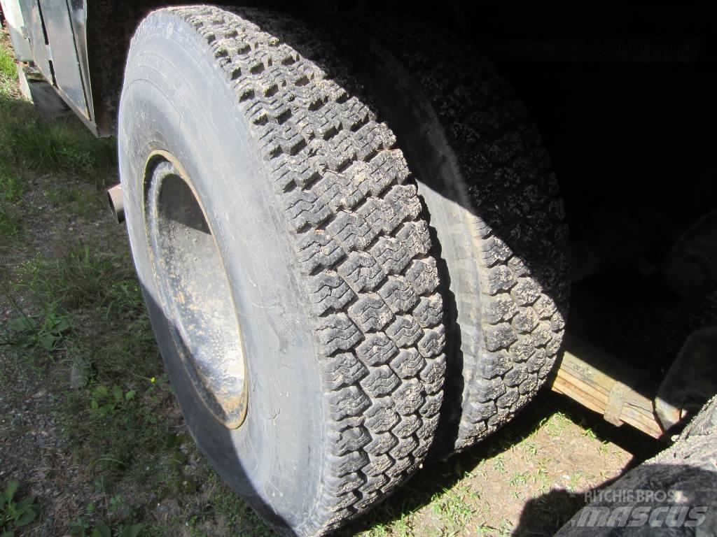 Volvo N 7 6x2 4200 Вантажівки / спеціальні