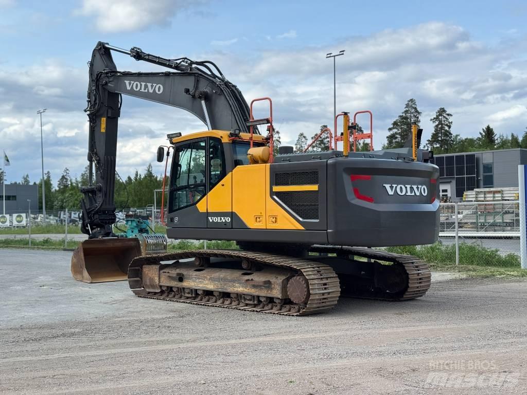Volvo EC 250 E Гусеничні екскаватори