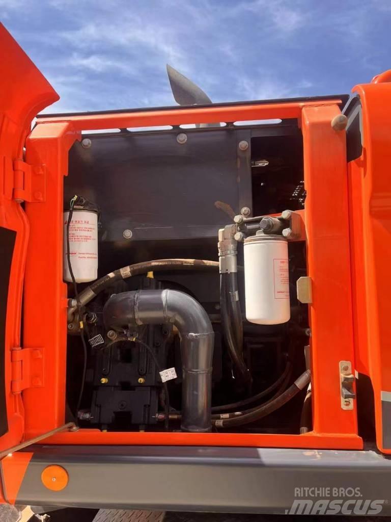 Doosan DH150W Колісні екскаватори