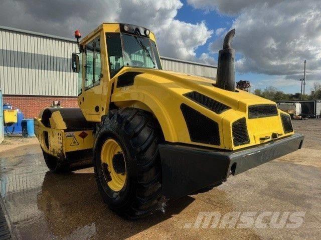 Bomag BW 213 D H-4 Грунтові котки