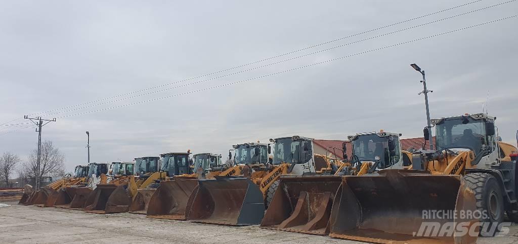 CAT 938M Фронтальні навантажувачі