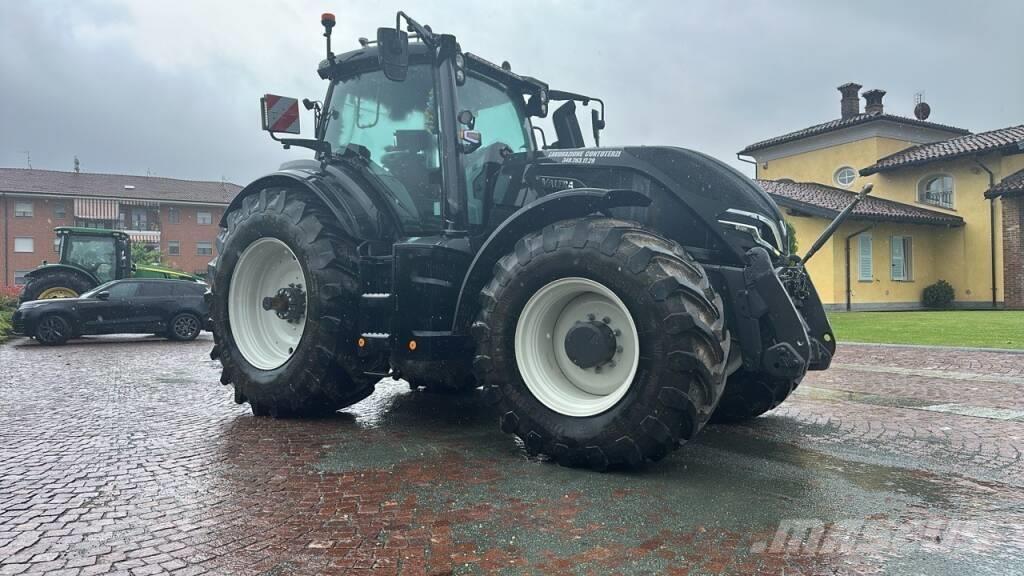 Valtra Q305 Трактори