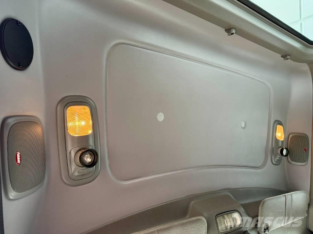 Peterbilt 389 Тягачі