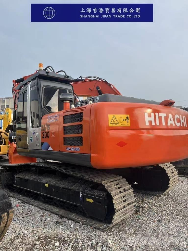 Hitachi ZX 200 Гусеничні екскаватори